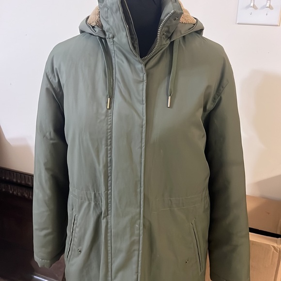 Universal Thread Winter Coat w/Hood Sz S - Picture 3 of 14